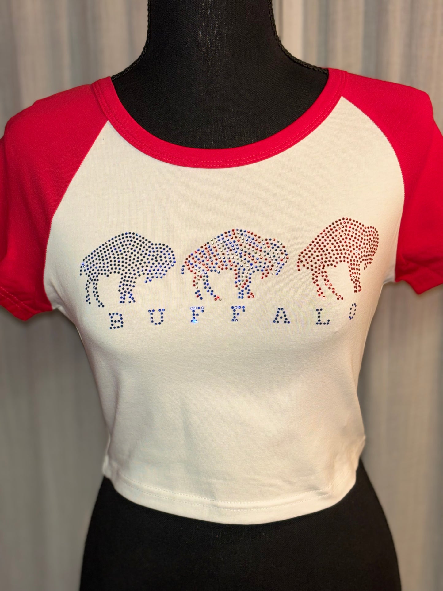 Women’s Fitted Raglan Crop Top Red