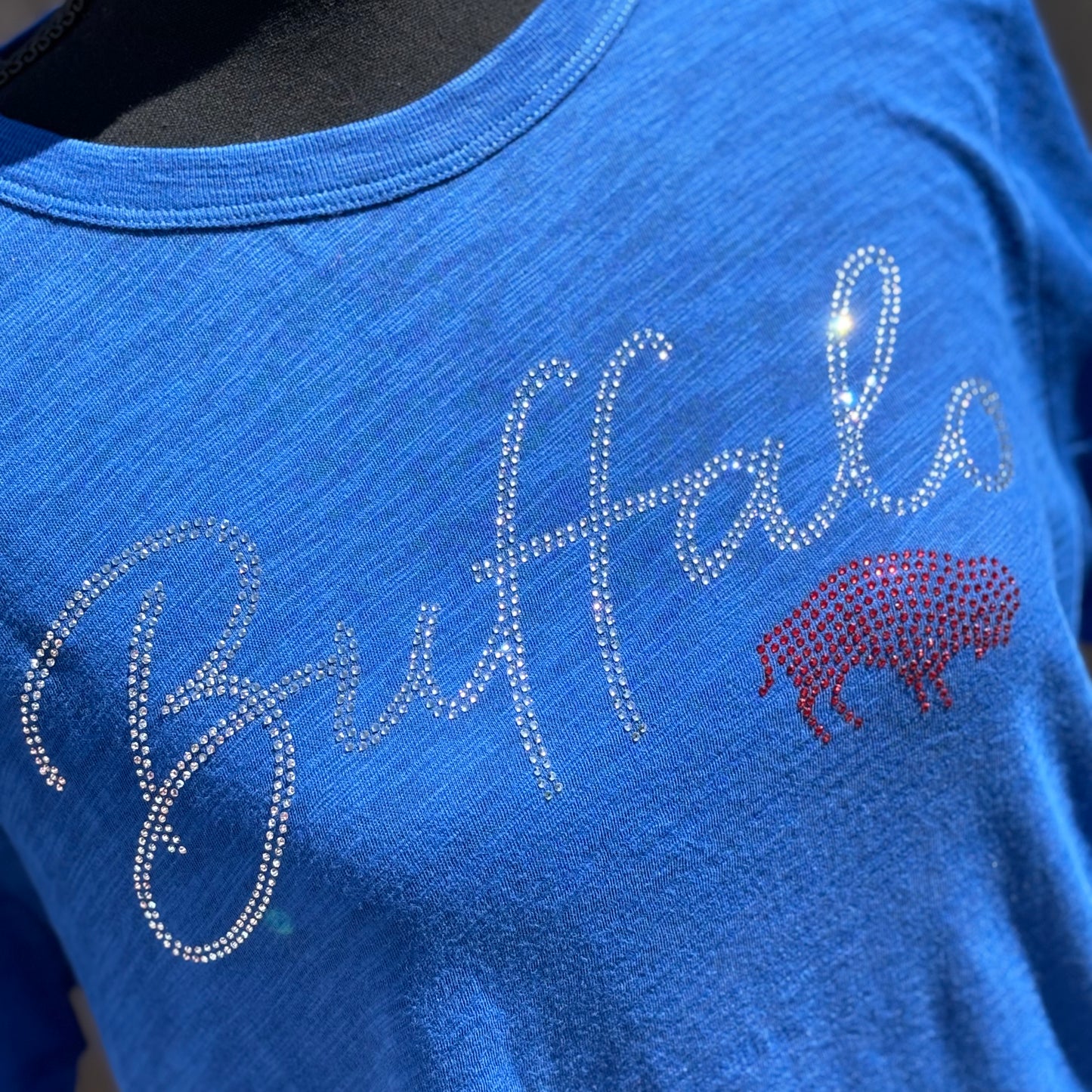 Women’s Fitted Tee Royal “Buffalo”